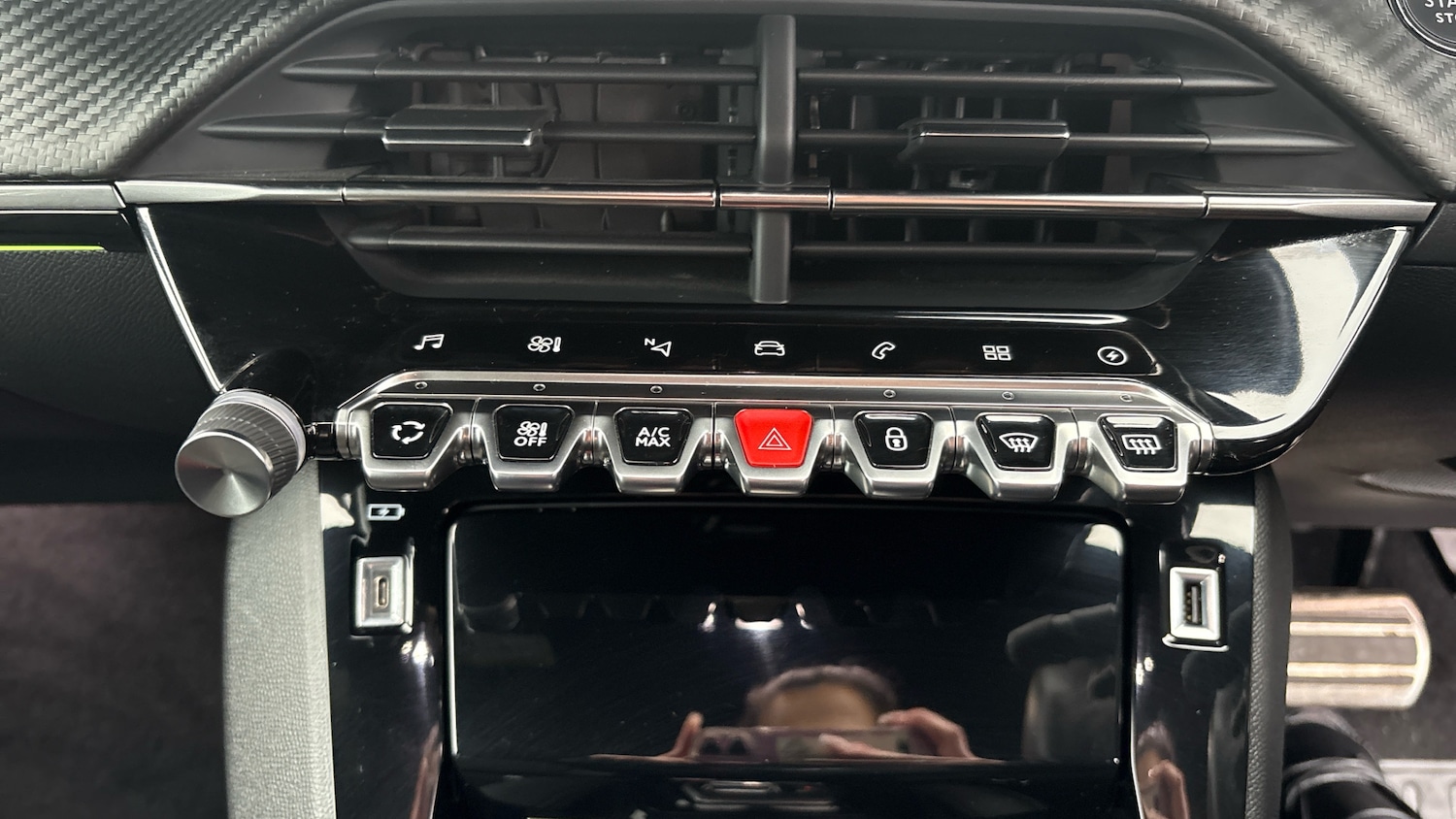 Used Peugeot 2008 2022 for sale - 77033338: Photo 24