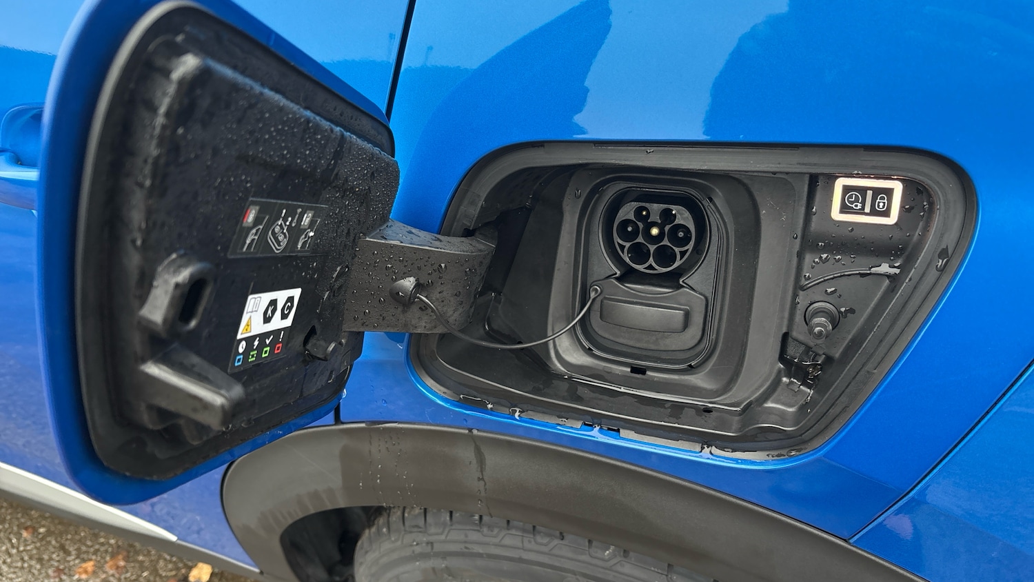 Used Peugeot 2008 2022 for sale - 77033338: Photo 30