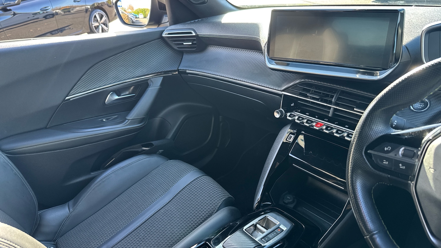 Used Peugeot 2008 2023 for sale - 76720418: Photo 14