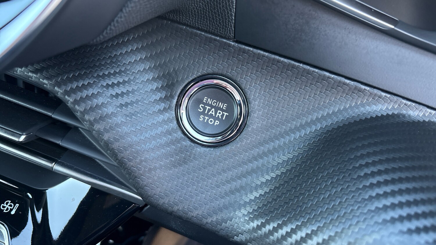 Used Peugeot 2008 2025 for sale - 76576504: Photo 24