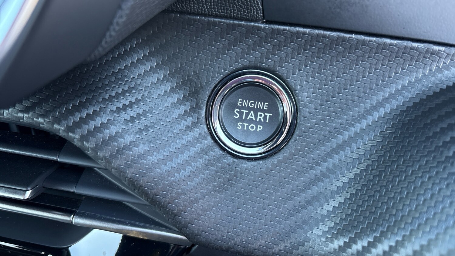 Used Peugeot 2008 2025 for sale - 76576504: Photo 27