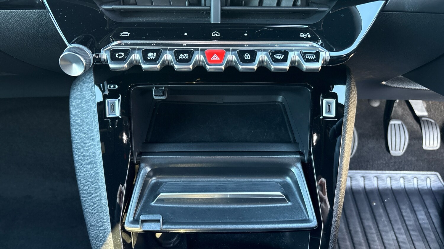 Used Peugeot 2008 2025 for sale - 76576504: Photo 29