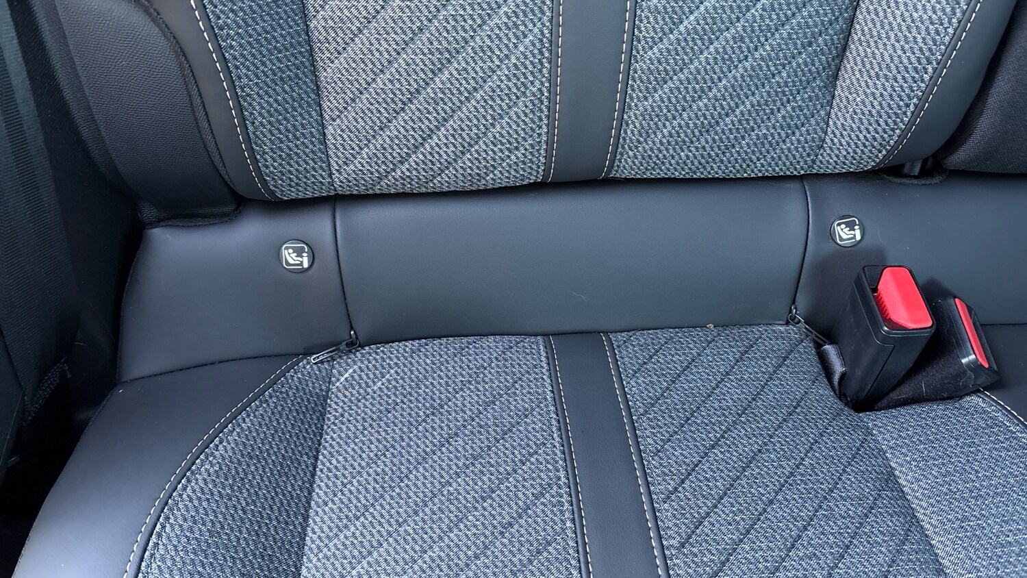 Used Peugeot 2008 2025 for sale - 76576504: Photo 31