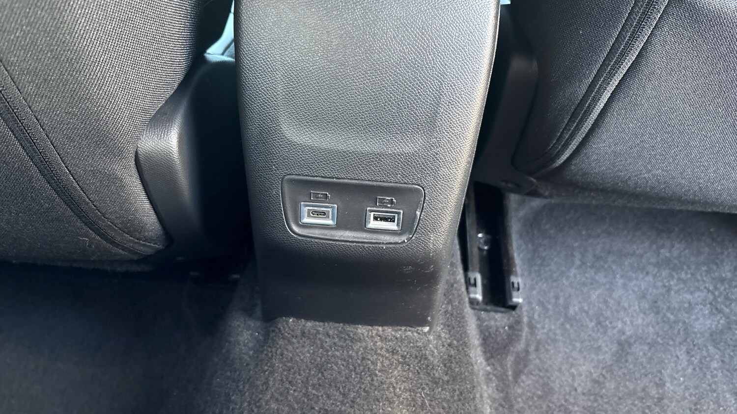 Used Peugeot 2008 2025 for sale - 76576504: Photo 32