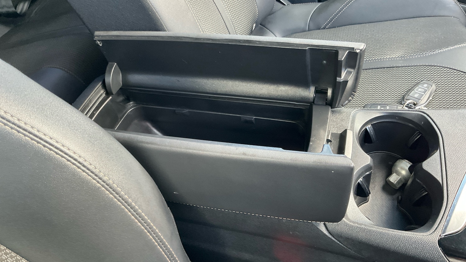 Used Peugeot 3008 2022 for sale - 76363304: Photo 31