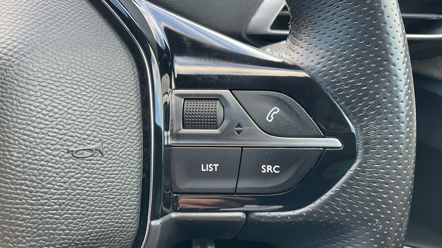 Used Peugeot 3008 2022 for sale - 76363304: Photo 34