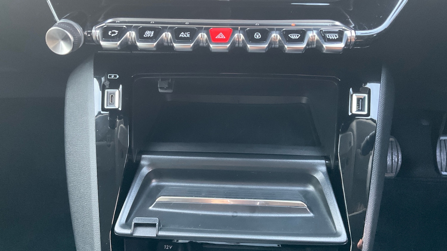 Used Peugeot 208 2023 for sale - 77432460: Photo 30