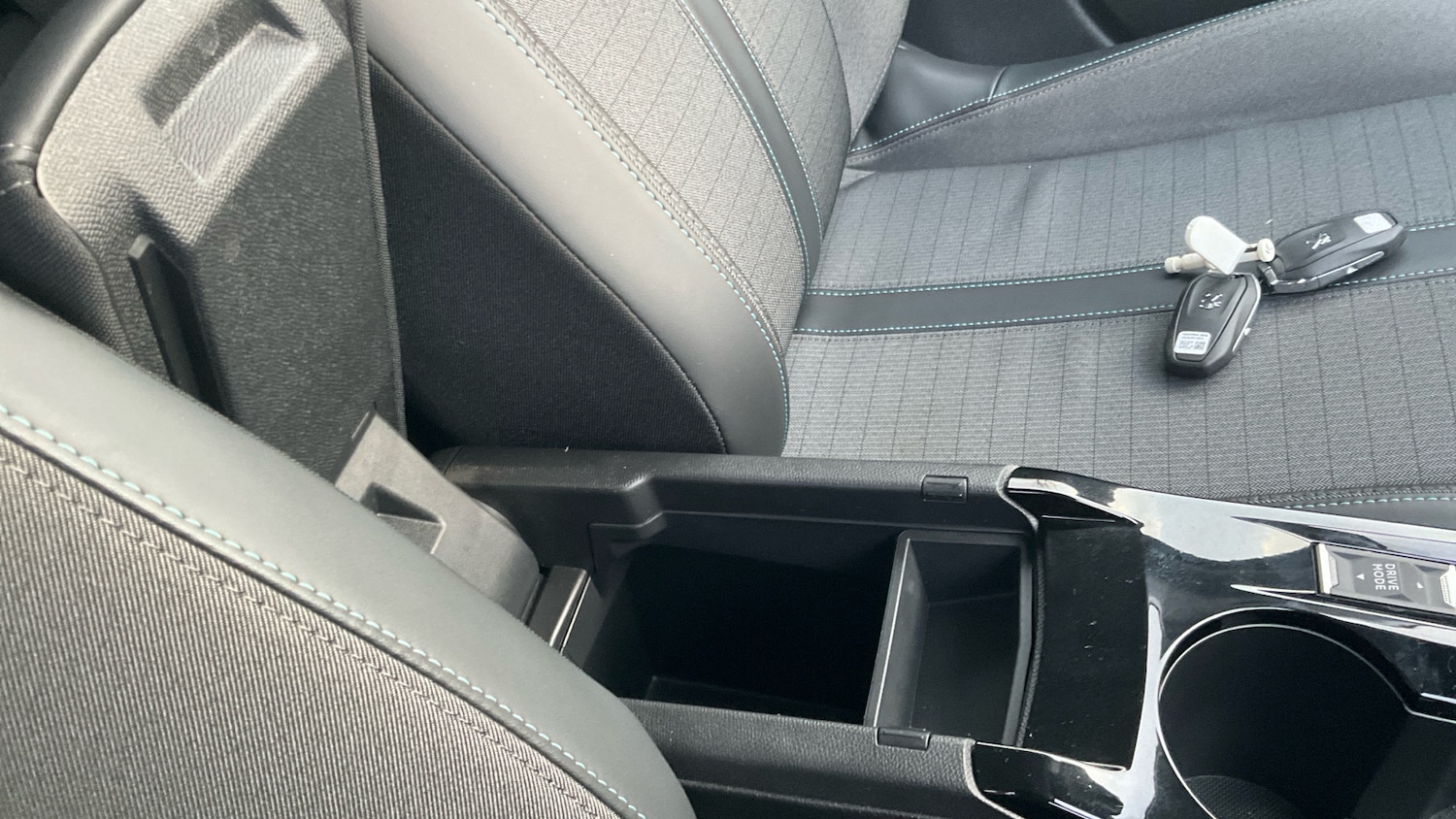 Used Peugeot 208 2023 for sale - 77432460: Photo 34