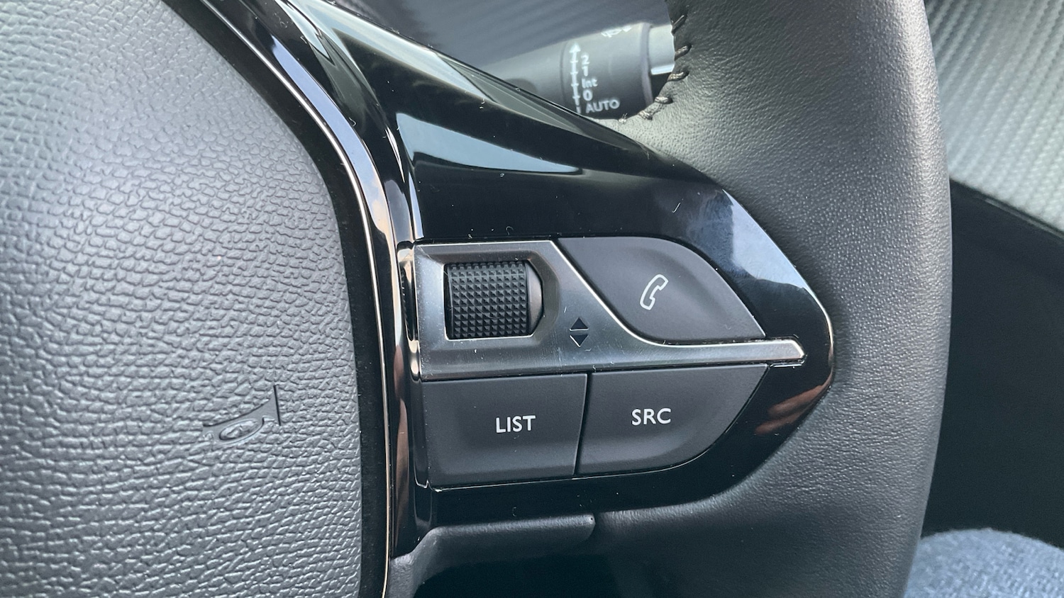 Used Peugeot 208 2023 for sale - 77432460: Photo 39