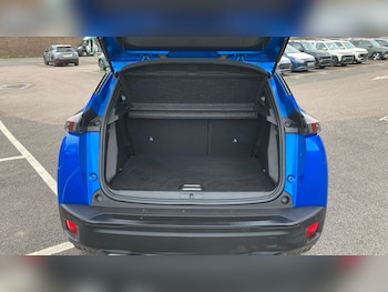 Used Peugeot 2008 2023 for sale - 78484114: Photo