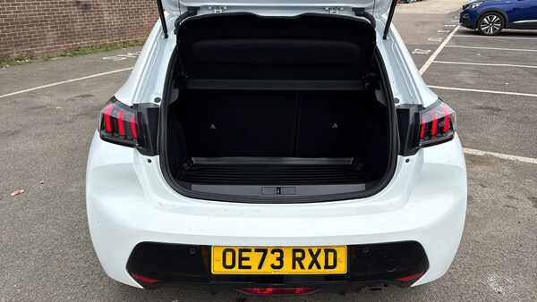 Used Peugeot 208 2023 for sale - 75406397: Photo 4