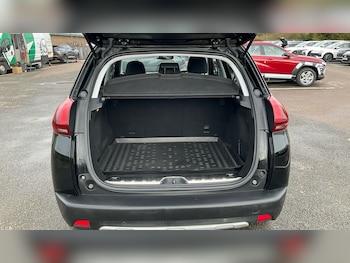 Used Peugeot 2008 2019 for sale - 76402339: Photo