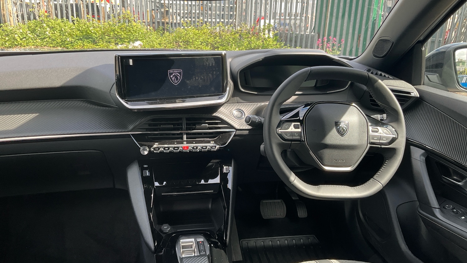 Used Peugeot 2008 2024 for sale - 76777951: Photo 10