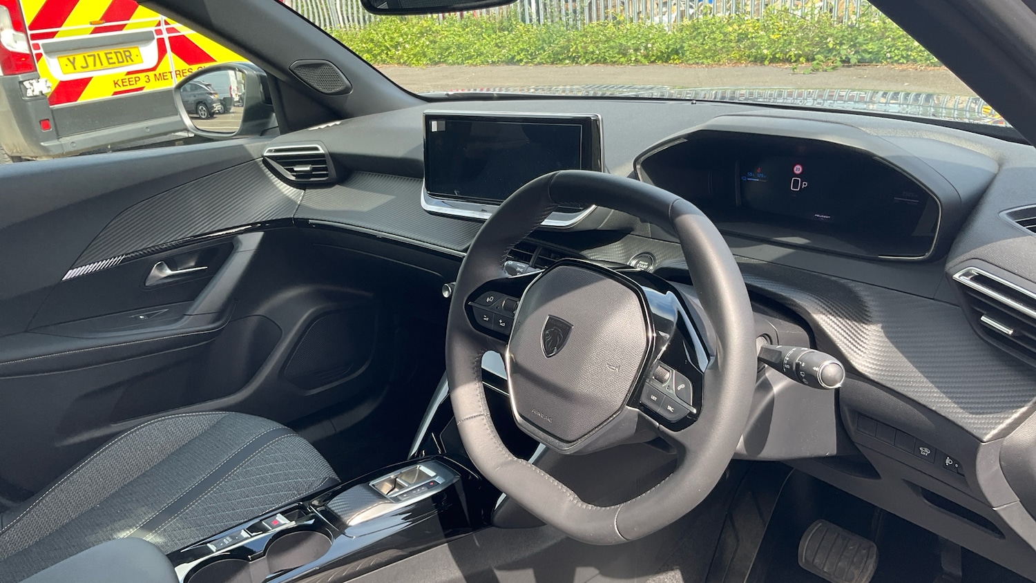 Used Peugeot 2008 2024 for sale - 76777951: Photo 11