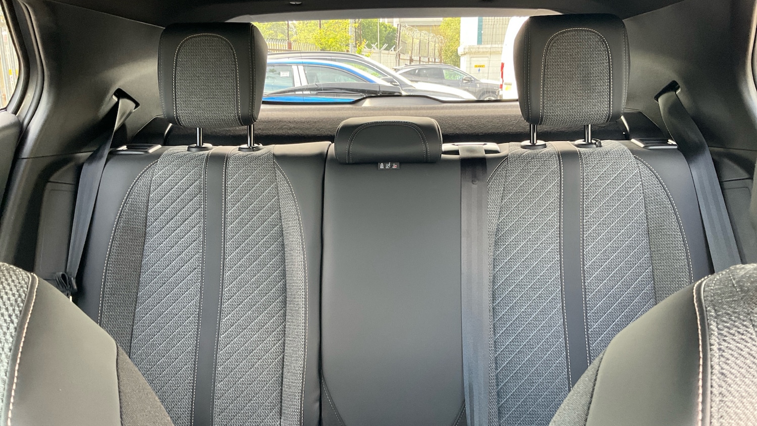 Used Peugeot 2008 2024 for sale - 76777951: Photo 15