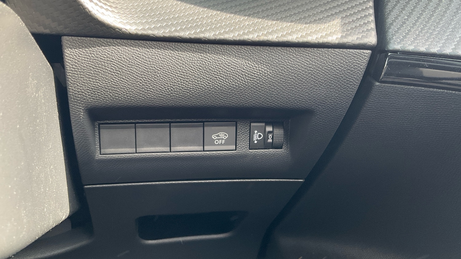 Used Peugeot 2008 2024 for sale - 76777951: Photo 40