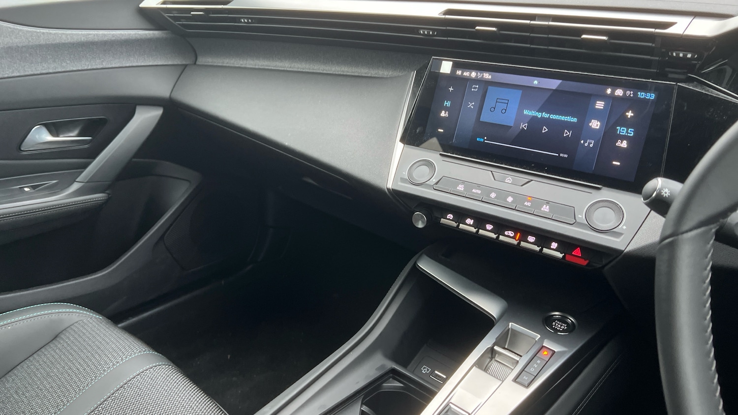 Used Peugeot 308 2025 for sale - 77915904: Photo 14