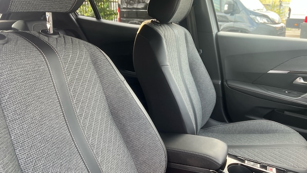 Used Peugeot 2008 2023 for sale - 76193066: Photo 30