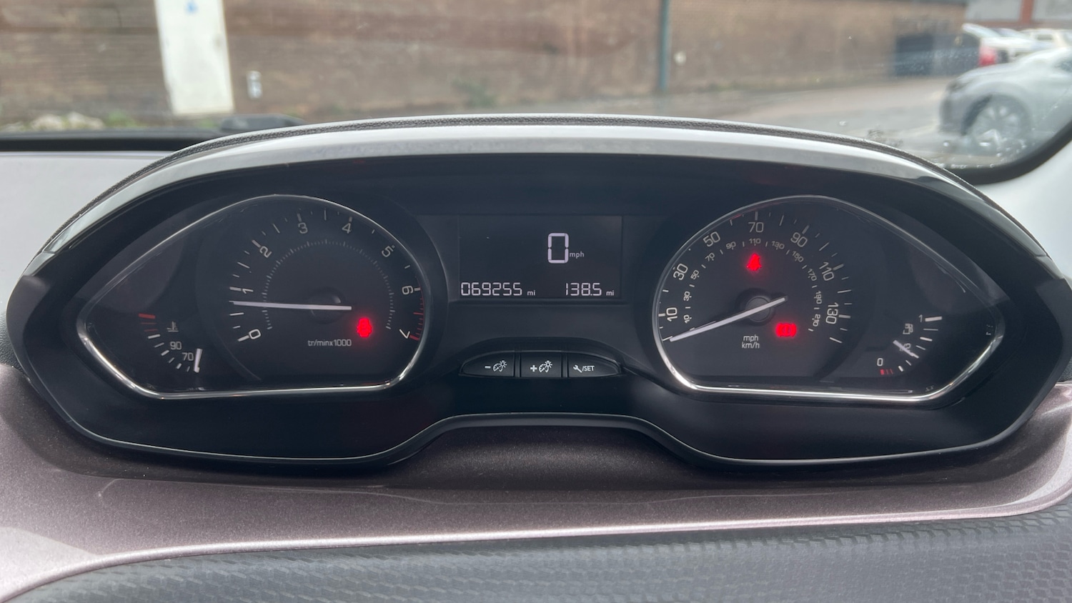 Used Peugeot 2008 2014 for sale - 77377945: Photo 18