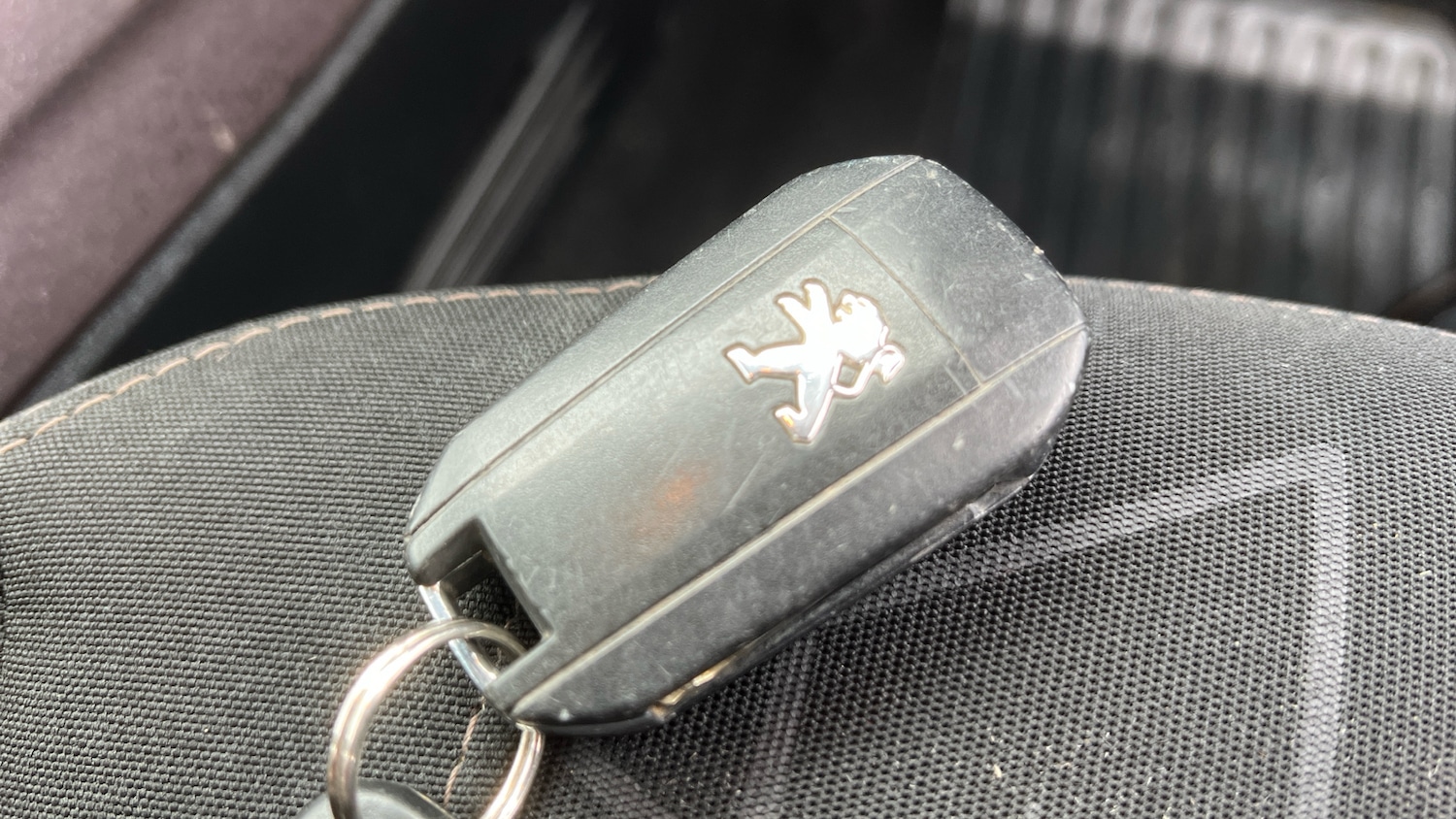 Used Peugeot 2008 2014 for sale - 77377945: Photo 19