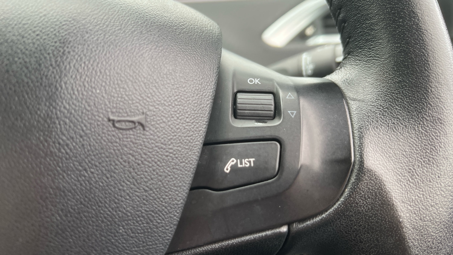 Used Peugeot 2008 2014 for sale - 77377945: Photo 29