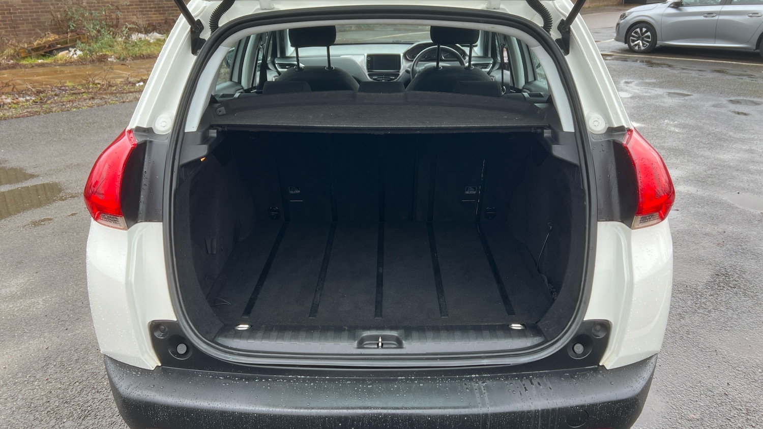 Used Peugeot 2008 2014 for sale - 77377945: Photo 4