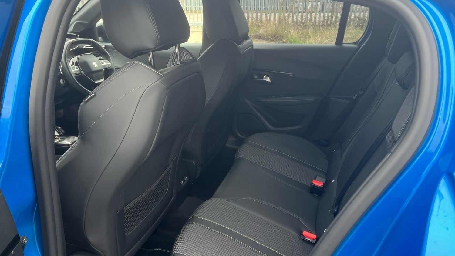 Used Peugeot 208 2023 for sale - 77988981: Photo 16