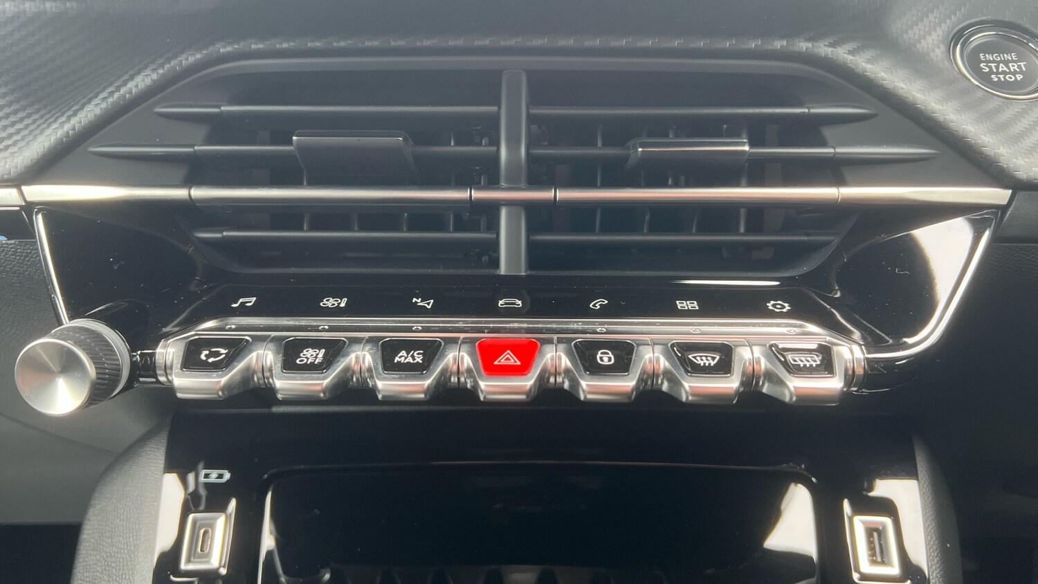 Used Peugeot 208 2023 for sale - 77988981: Photo 34