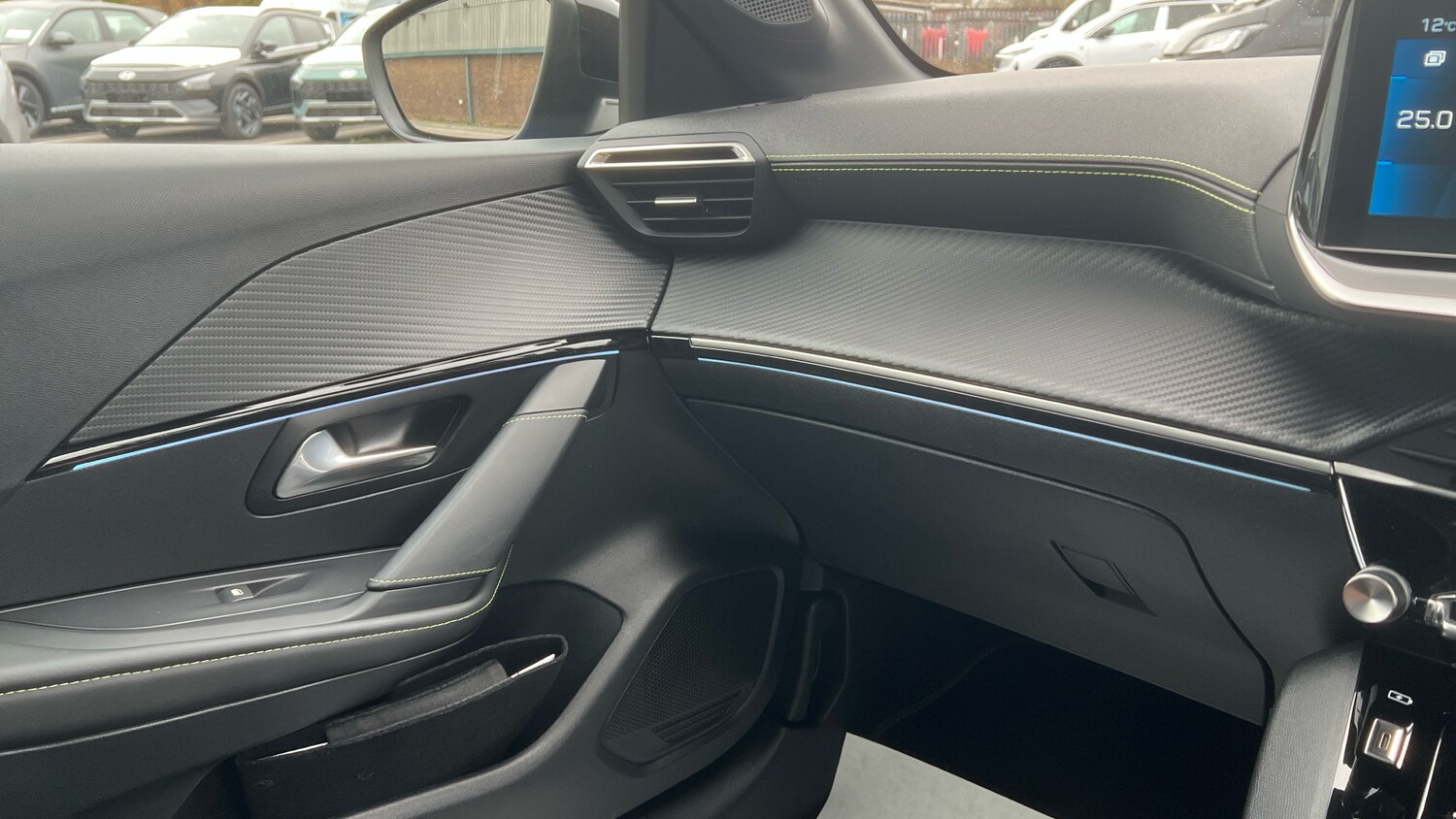 Used Peugeot 208 2023 for sale - 77988981: Photo 44