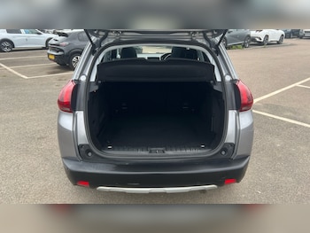 Used Peugeot 2008 2019 for sale - 78814987: Photo