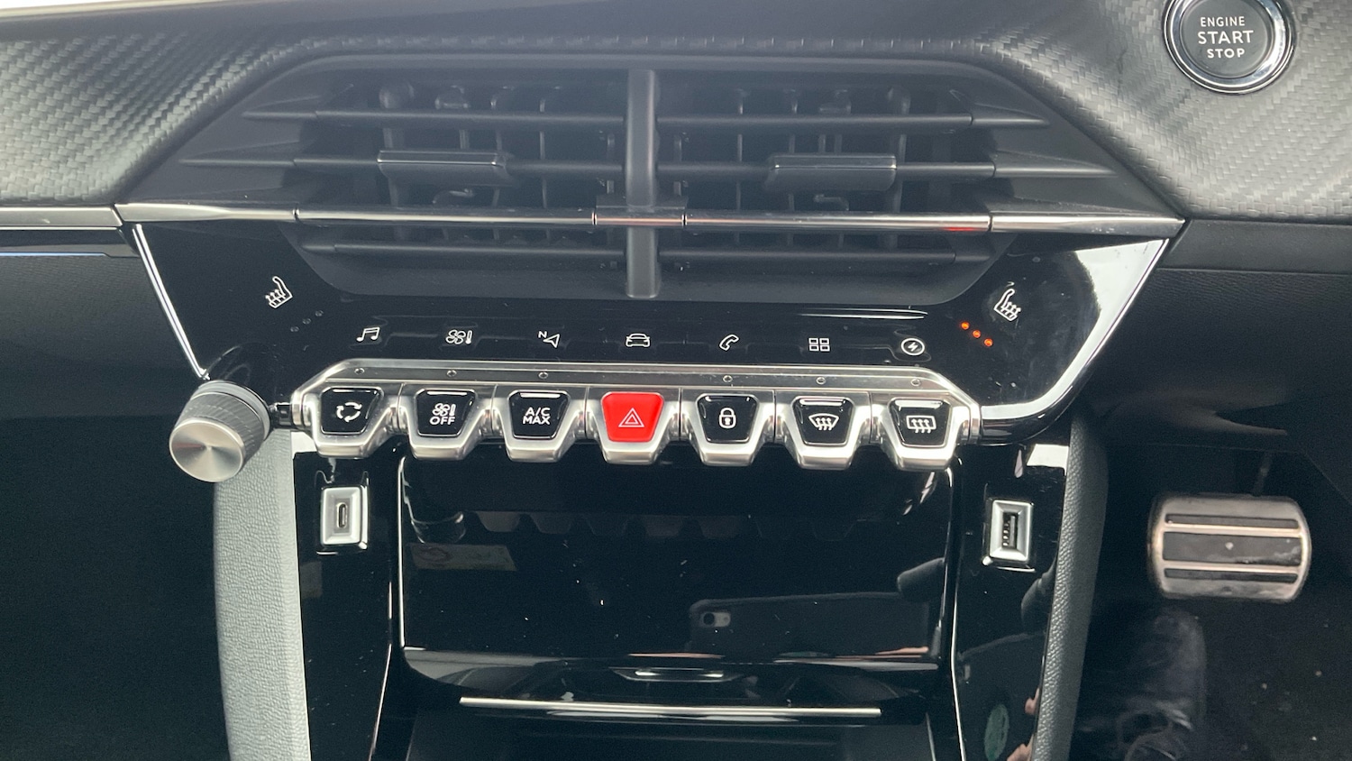 Used Peugeot 208 2021 for sale - 76879232: Photo 26