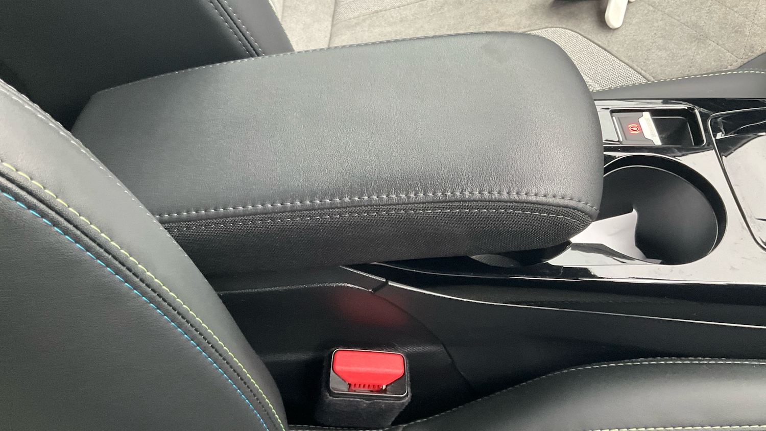 Used Peugeot 208 2021 for sale - 76879232: Photo 36