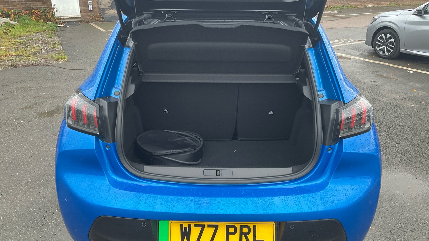 Used Peugeot 208 2021 for sale - 76879232: Photo 4