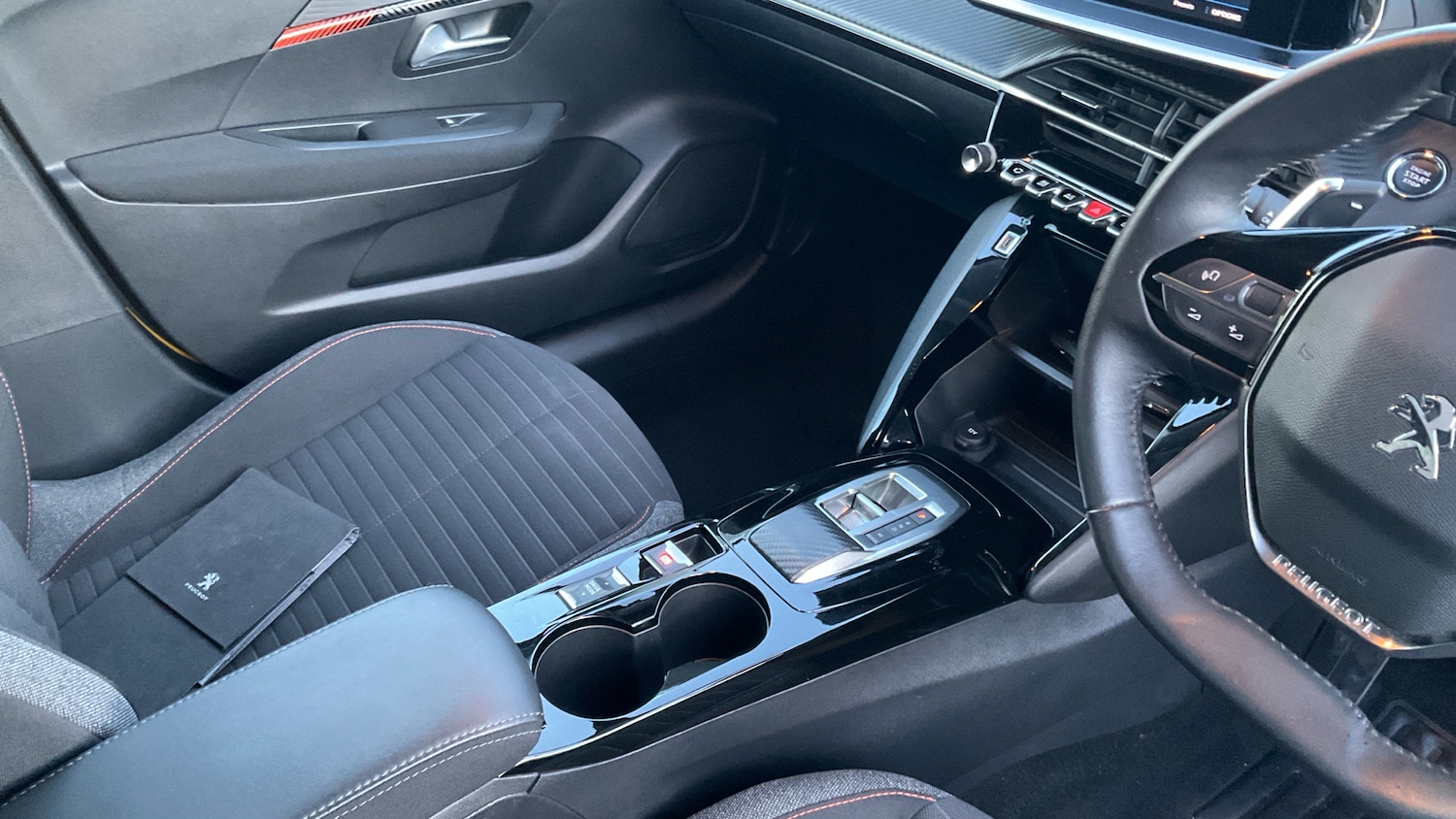 Used Peugeot 208 2022 for sale - 76545198: Photo 14