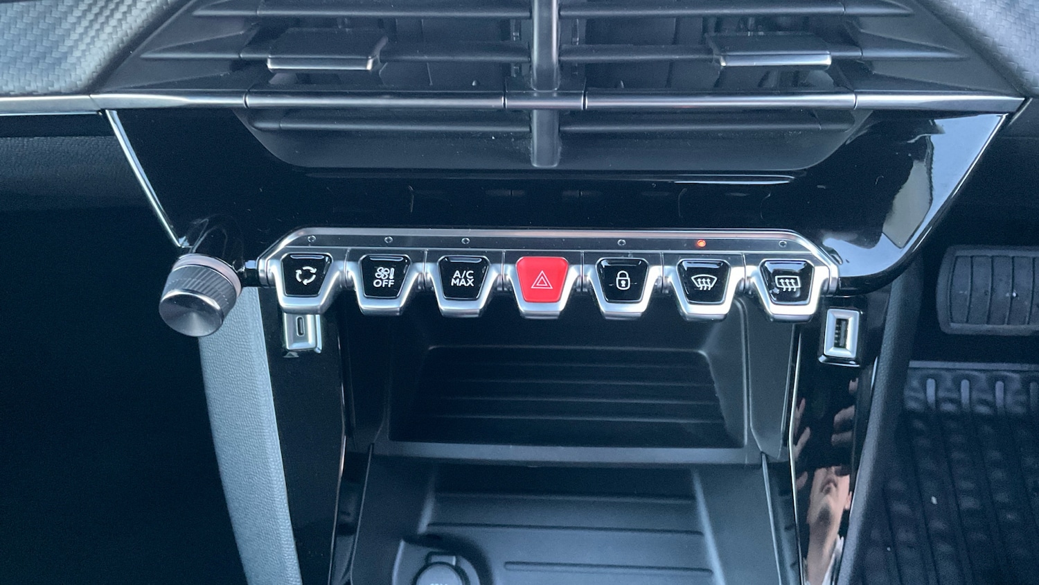 Used Peugeot 208 2022 for sale - 76545198: Photo 21