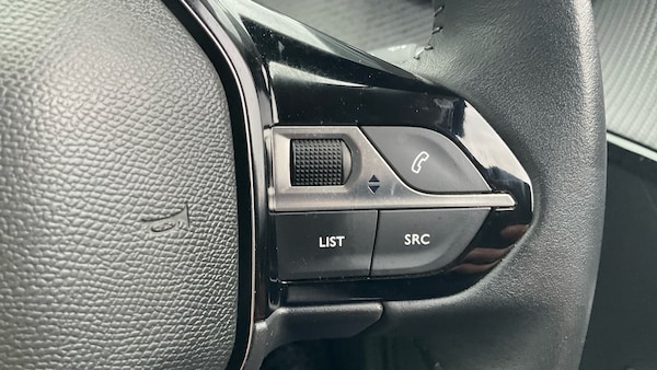 Used Peugeot 208 2021 for sale - 76302897: Photo 27