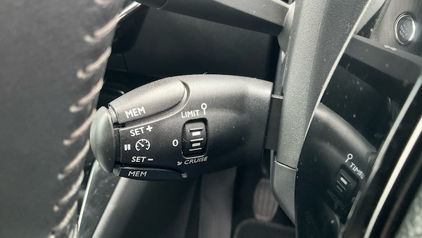 Used Peugeot 208 2021 for sale - 76302897: Photo 28
