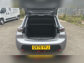 Used Peugeot 208 2025 for sale - 76219626: Photo