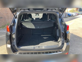 Used Peugeot 5008 2023 for sale - 79407994: Photo