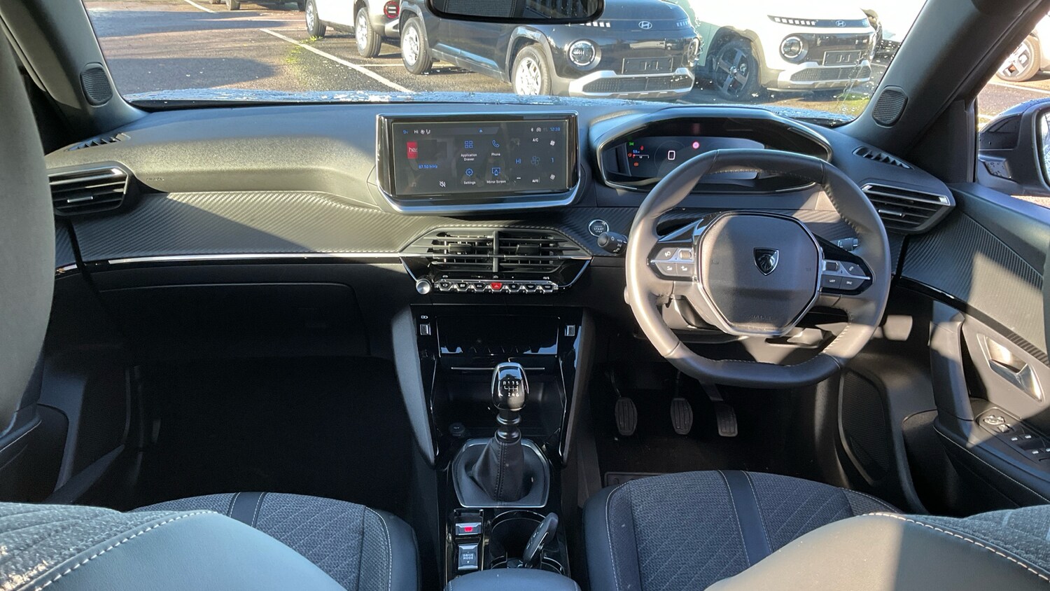 Used Peugeot 2008 2024 for sale - 76960630: Photo 10