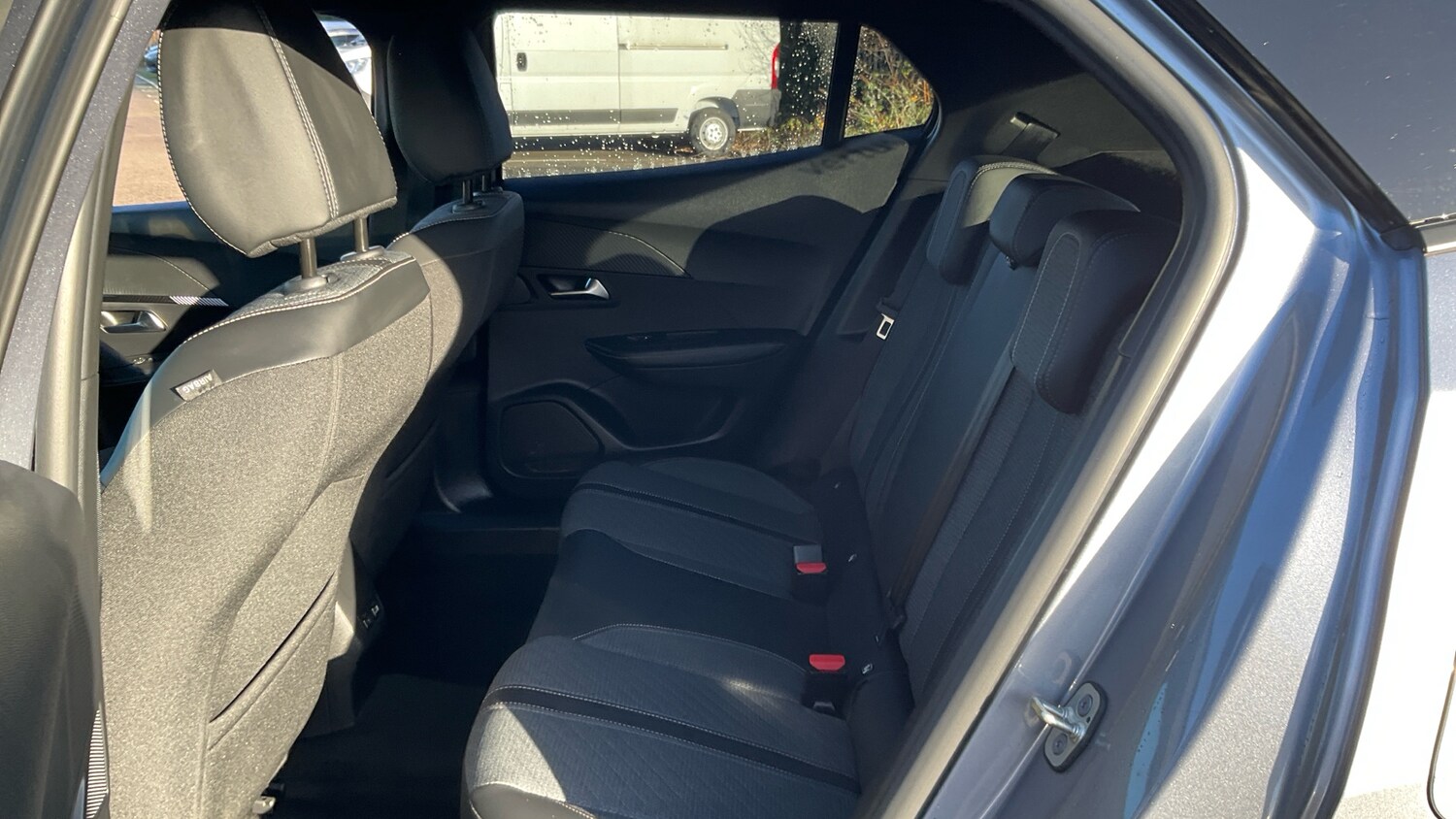 Used Peugeot 2008 2024 for sale - 76960630: Photo 16