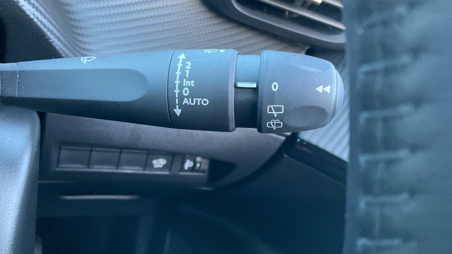 Used Peugeot 2008 2024 for sale - 76960630: Photo 26