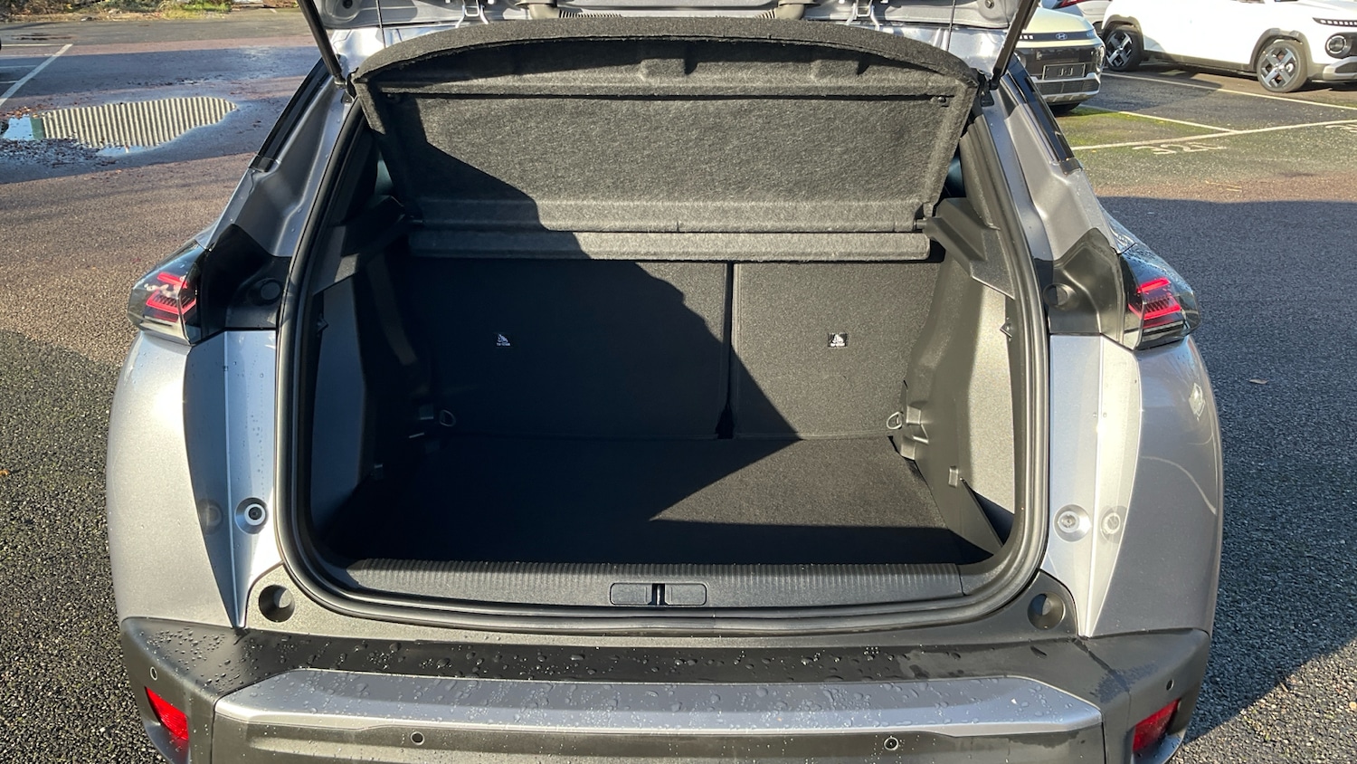 Used Peugeot 2008 2024 for sale - 76960630: Photo 4