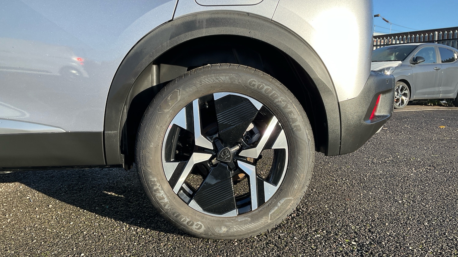 Used Peugeot 2008 2024 for sale - 76960630: Photo 7