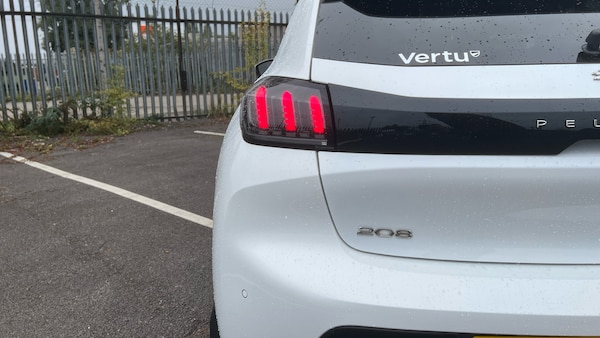 Used Peugeot 208 2021 for sale - 76273593: Photo 37