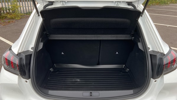 Used Peugeot 208 2021 for sale - 76273593: Photo 4