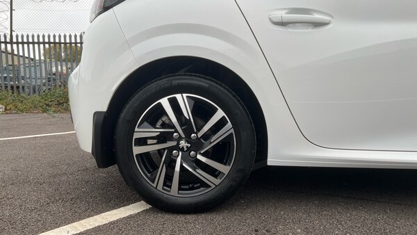 Used Peugeot 208 2021 for sale - 76273593: Photo 7