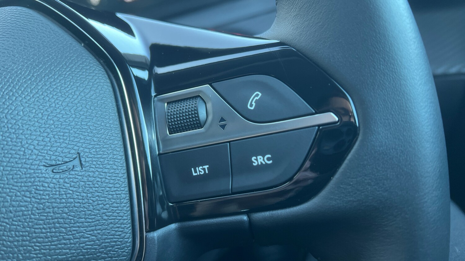 Used Peugeot 208 2021 for sale - 76777226: Photo 35