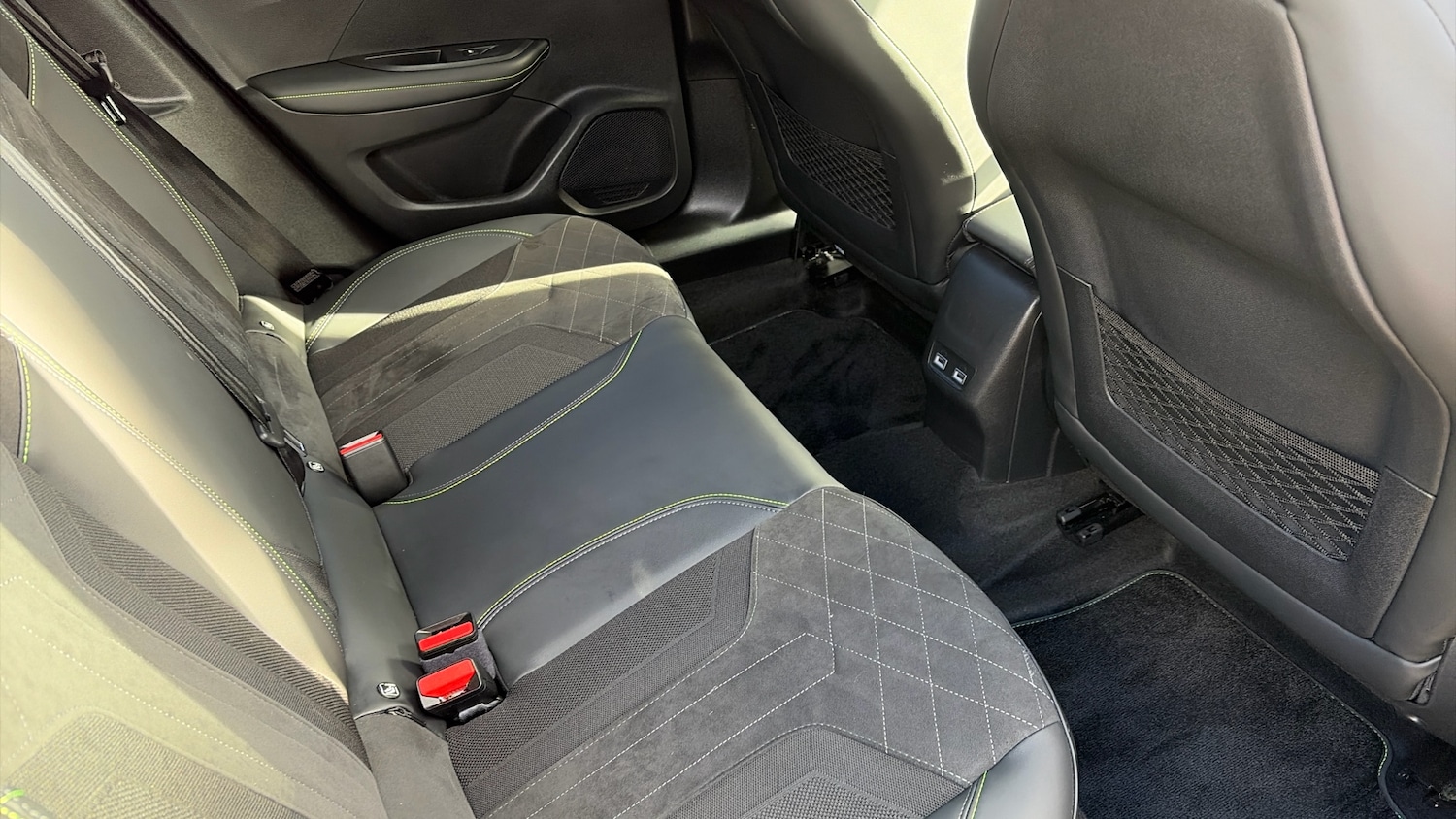 Used Peugeot 2008 2022 for sale - 76352389: Photo 16