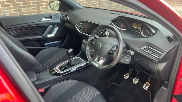 Used Peugeot 308 2020 for sale - 76222174: Photo 11